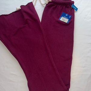 NWT Arizona Wild Cherry Xsmall wide leg jogging pants